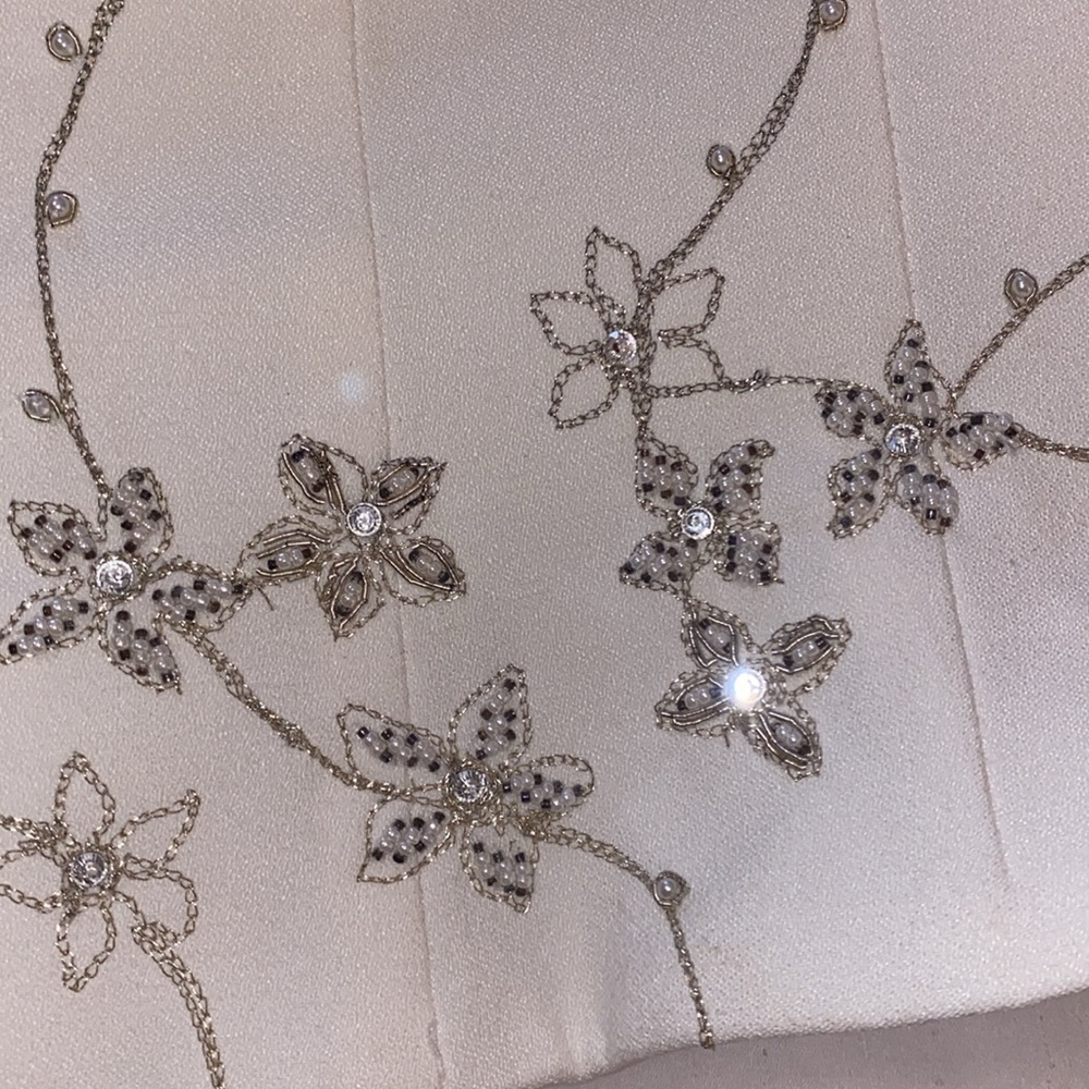 Anjolique Beaded Off-White Wedding Outfit Top - Picture 7 of 9